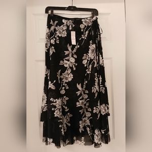 NWT White House Black Market Mesh Midi Wrap Skirt, Size 10, black & white floral